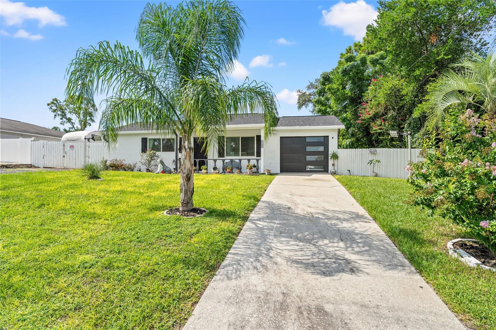 SPRING HILL UNIT 8 - Residential