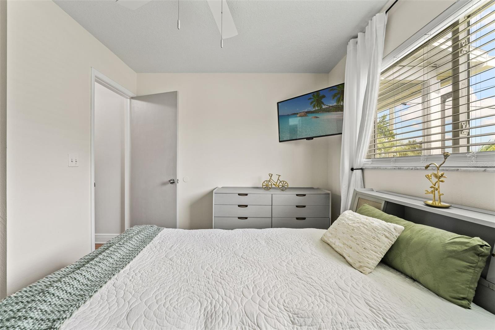 SPRING HILL UNIT 8 - Residential