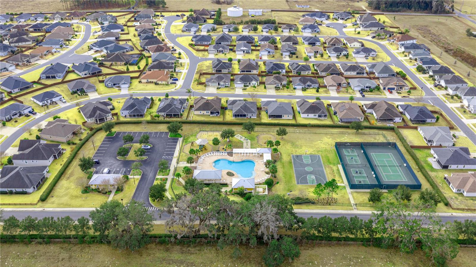 OXFORD OAKS PHASE 1 - Residential