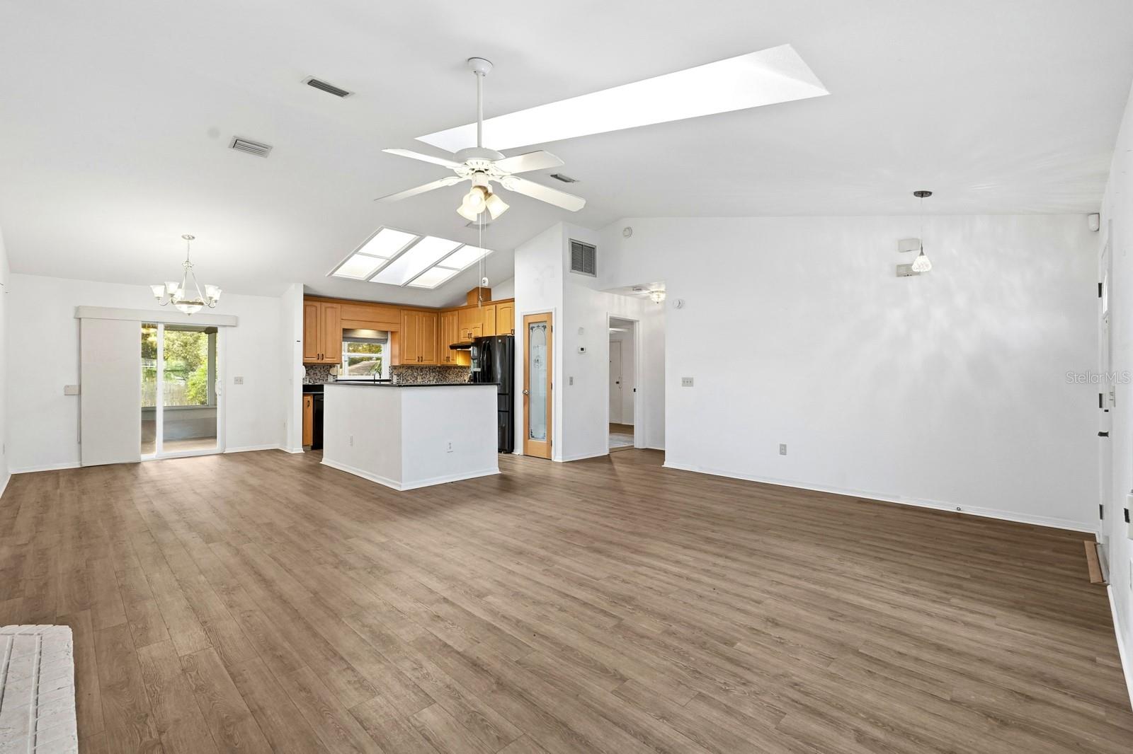 NIELSEN REP TURNBULL SHORES - Residential