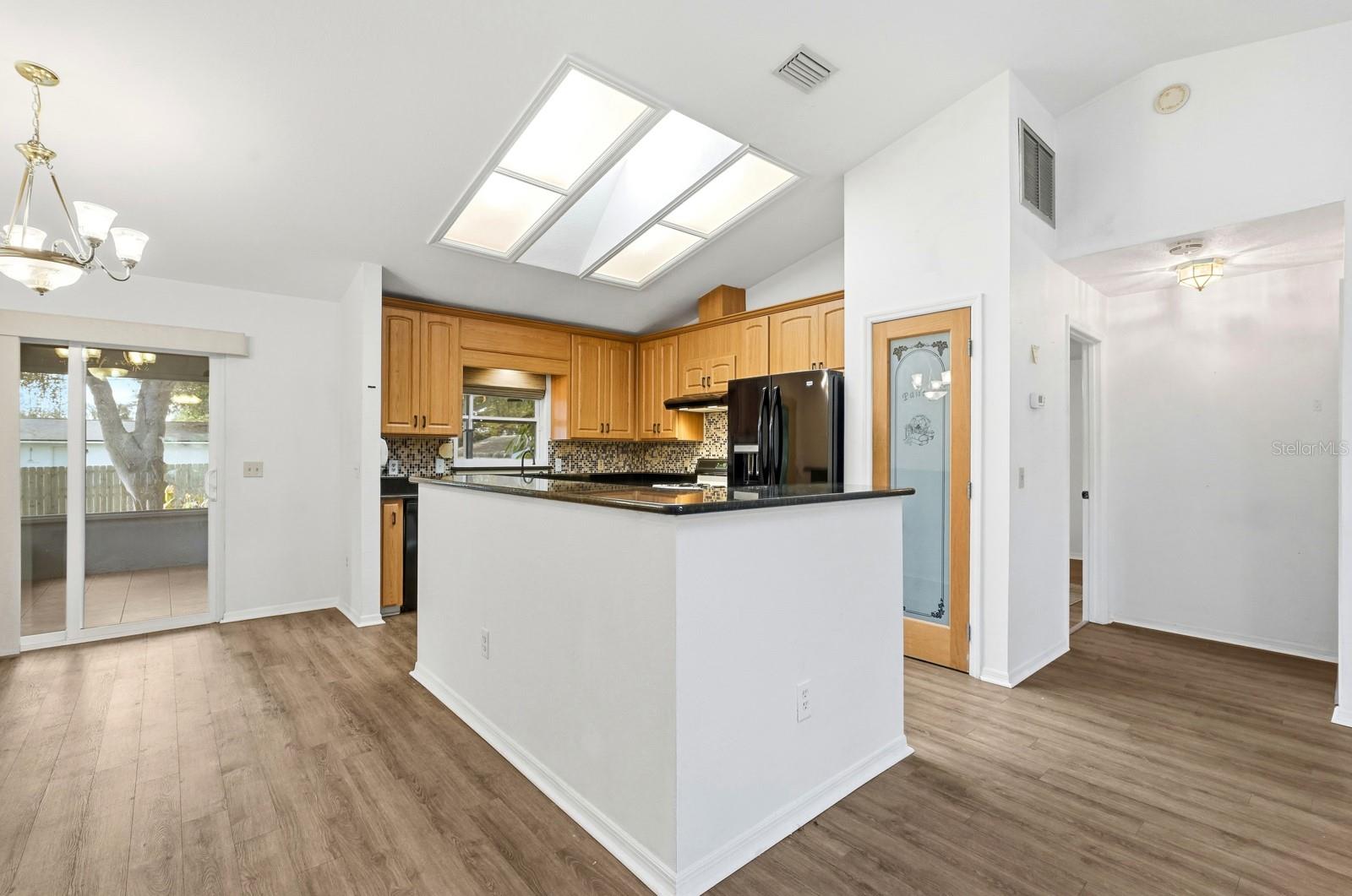 NIELSEN REP TURNBULL SHORES - Residential