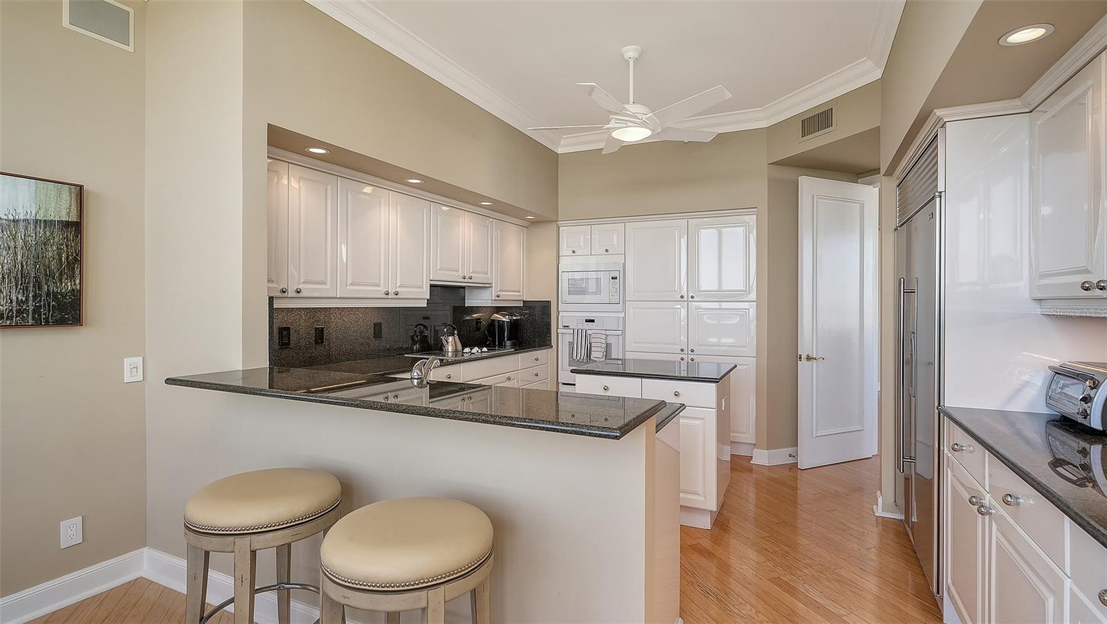 WATER CLUB AT LONGBOAT KEY - Residential