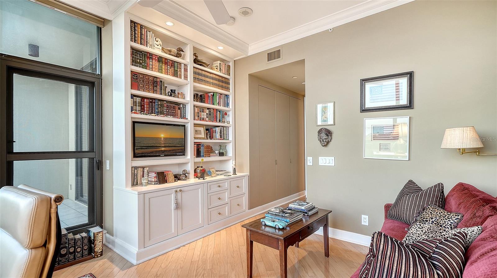 WATER CLUB AT LONGBOAT KEY - Residential