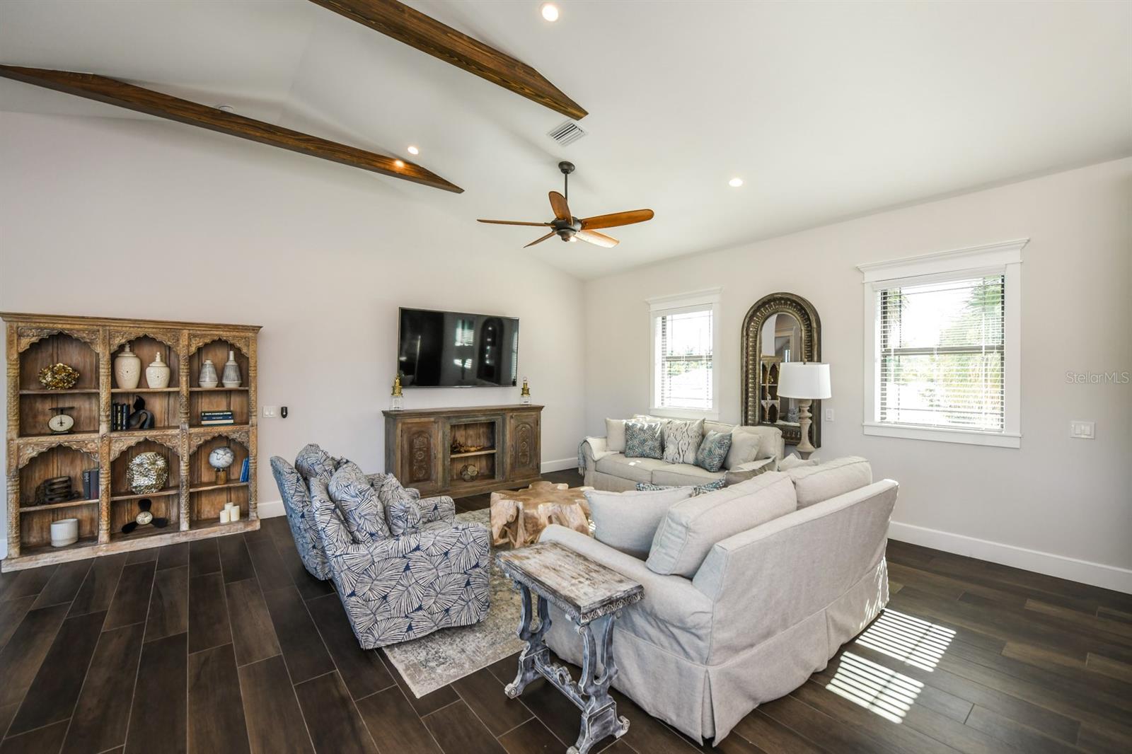 SAINT ARMANDS DIV JOHN RINGLING ESTATES - Residential