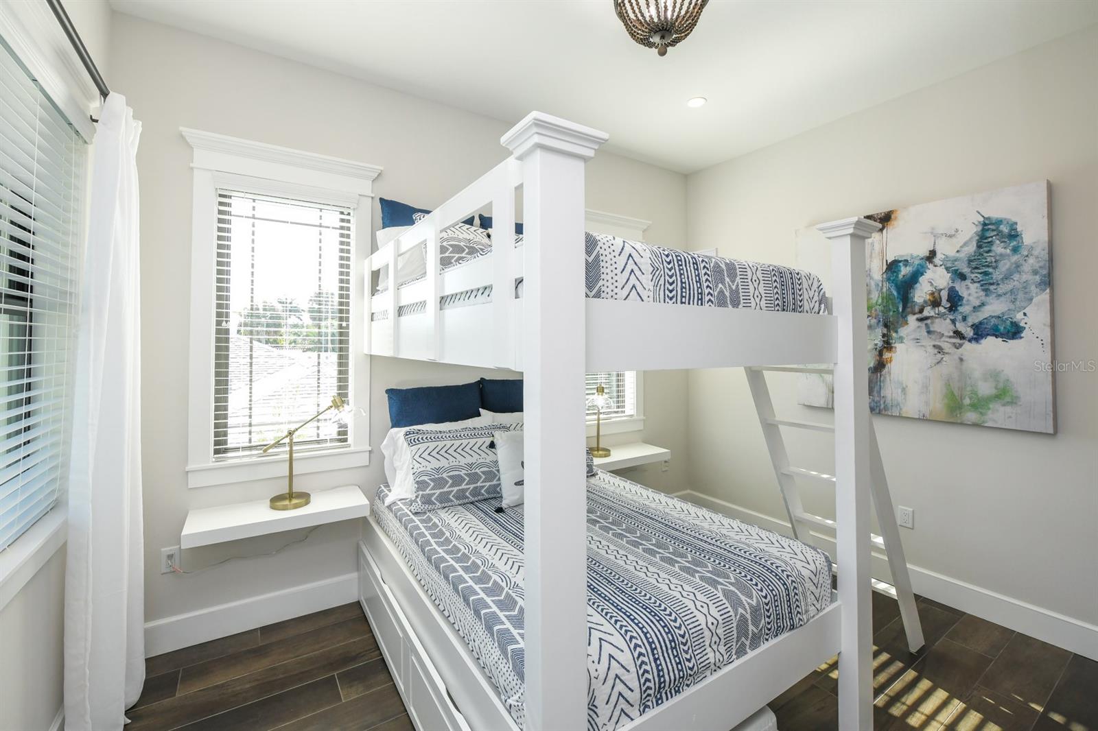 SAINT ARMANDS DIV JOHN RINGLING ESTATES - Residential