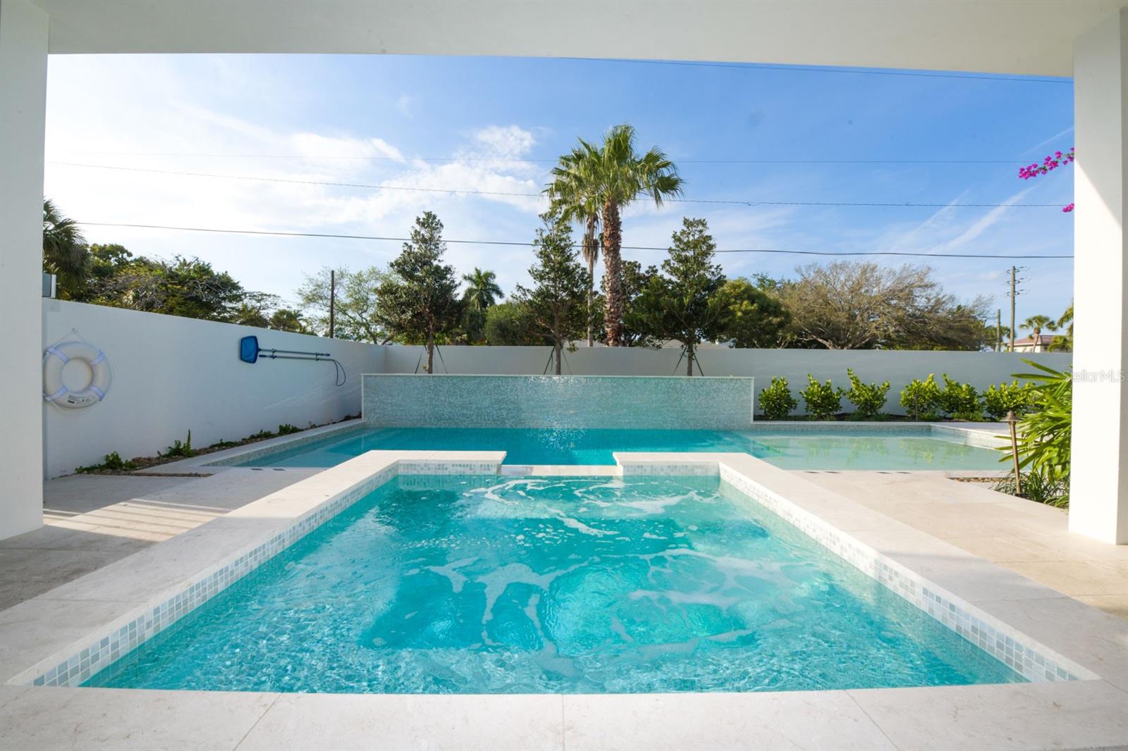 SAINT ARMANDS DIV JOHN RINGLING ESTATES - Residential