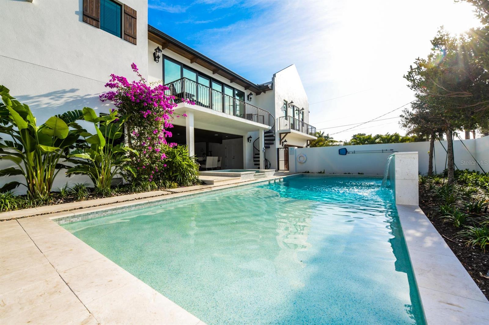 SAINT ARMANDS DIV JOHN RINGLING ESTATES - Residential