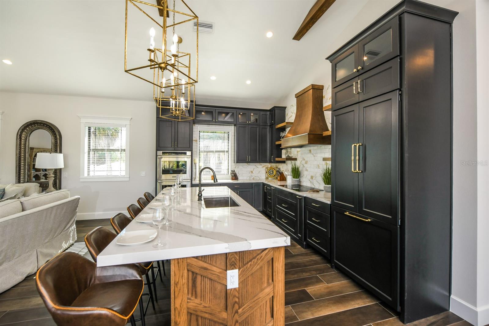 SAINT ARMANDS DIV JOHN RINGLING ESTATES - Residential