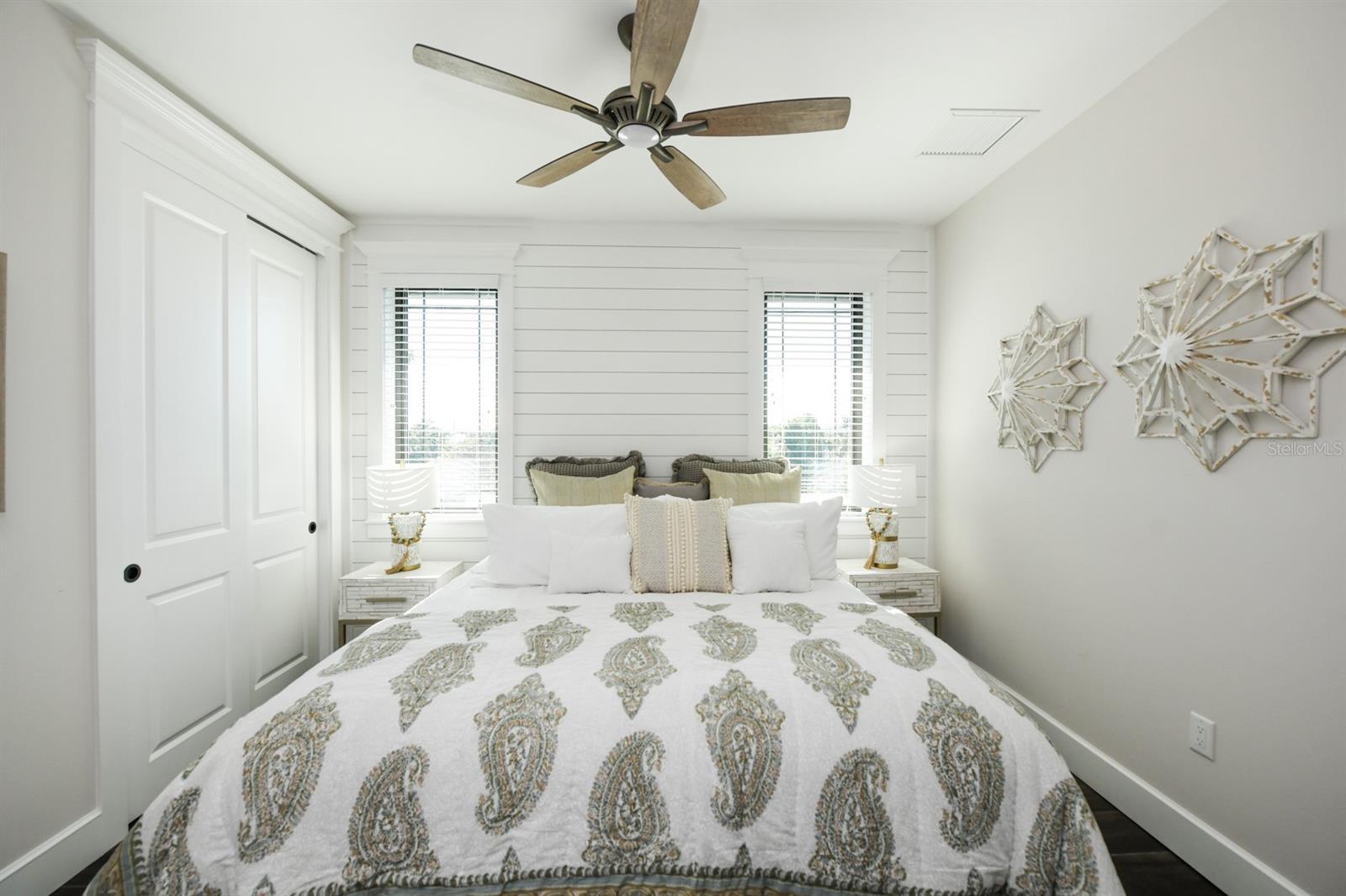 SAINT ARMANDS DIV JOHN RINGLING ESTATES - Residential