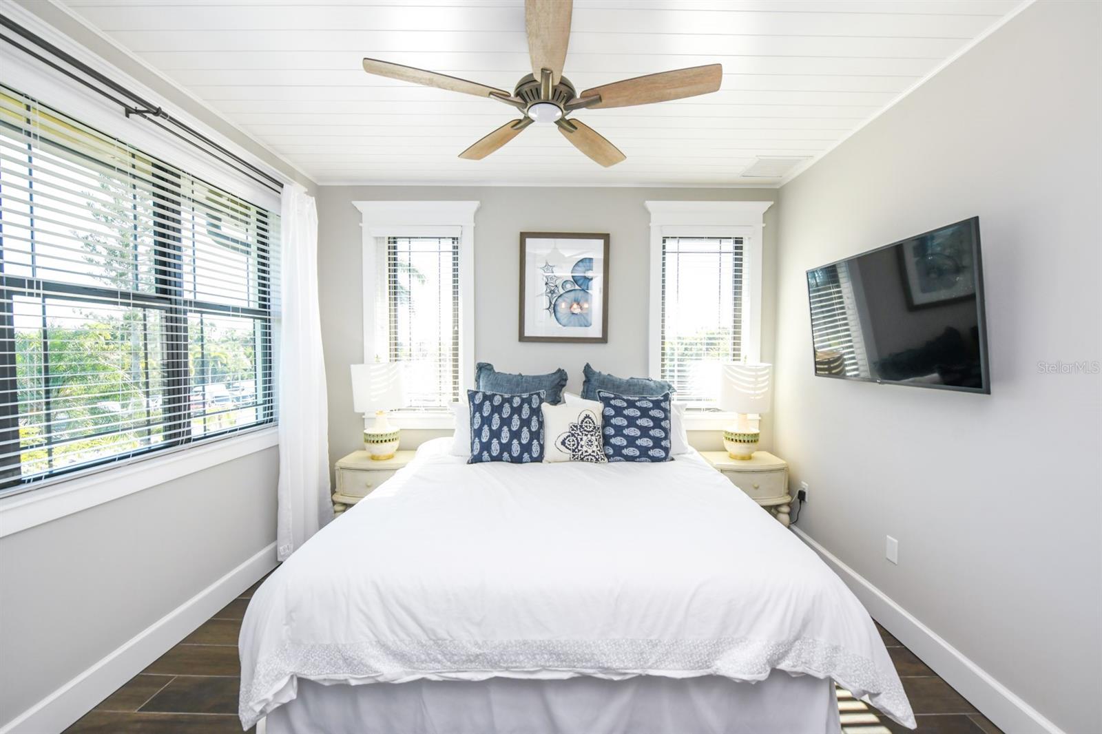 SAINT ARMANDS DIV JOHN RINGLING ESTATES - Residential