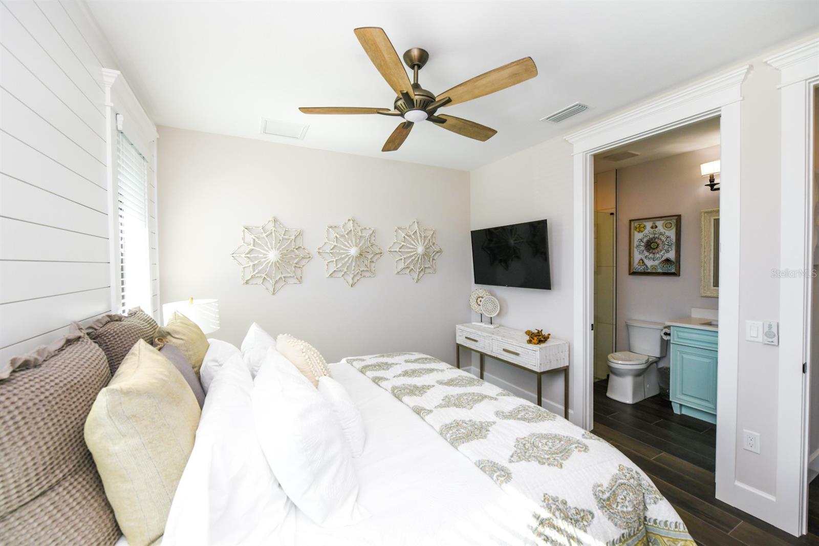 SAINT ARMANDS DIV JOHN RINGLING ESTATES - Residential