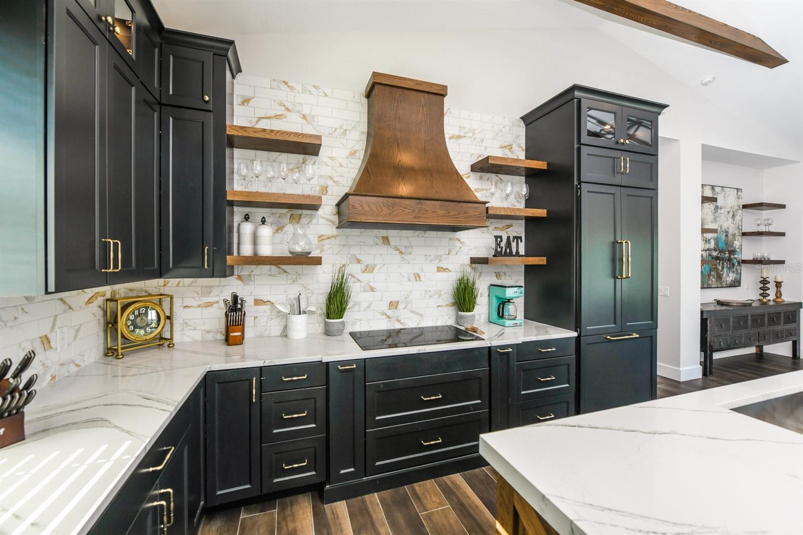 SAINT ARMANDS DIV JOHN RINGLING ESTATES - Residential