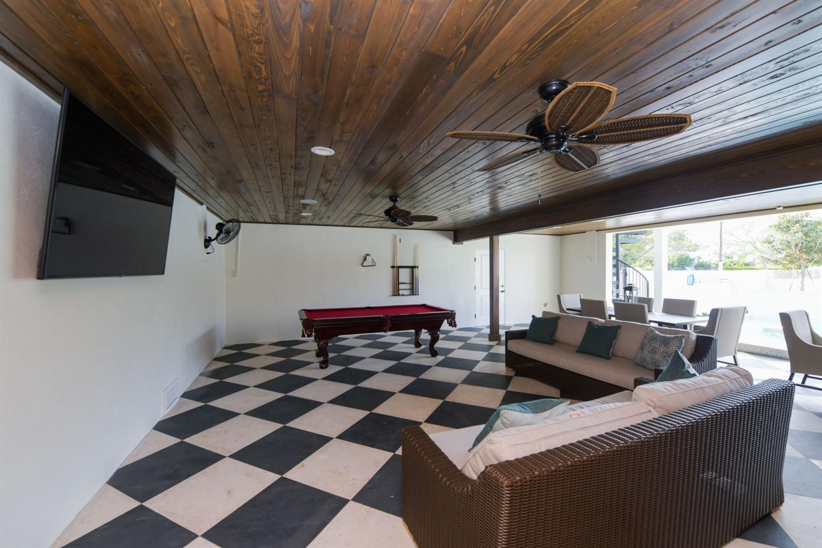 SAINT ARMANDS DIV JOHN RINGLING ESTATES - Residential