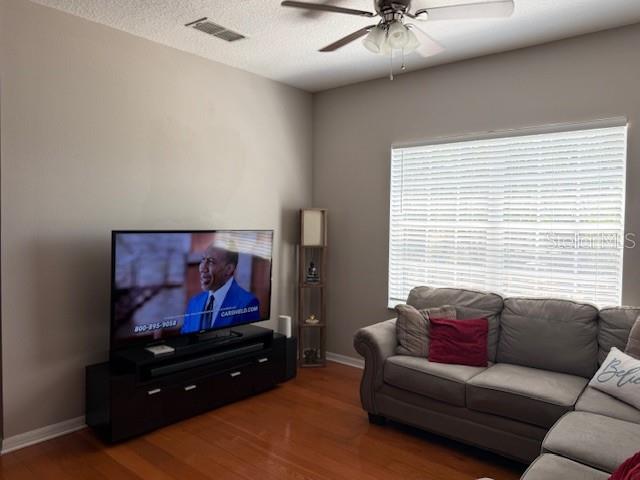 VILLAS AT CHASE GROVES A CONDO - Residential