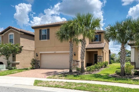 Photo of 5533 Misty Oak Circle, Davenport, FL 33837 (MLS # O6437488)