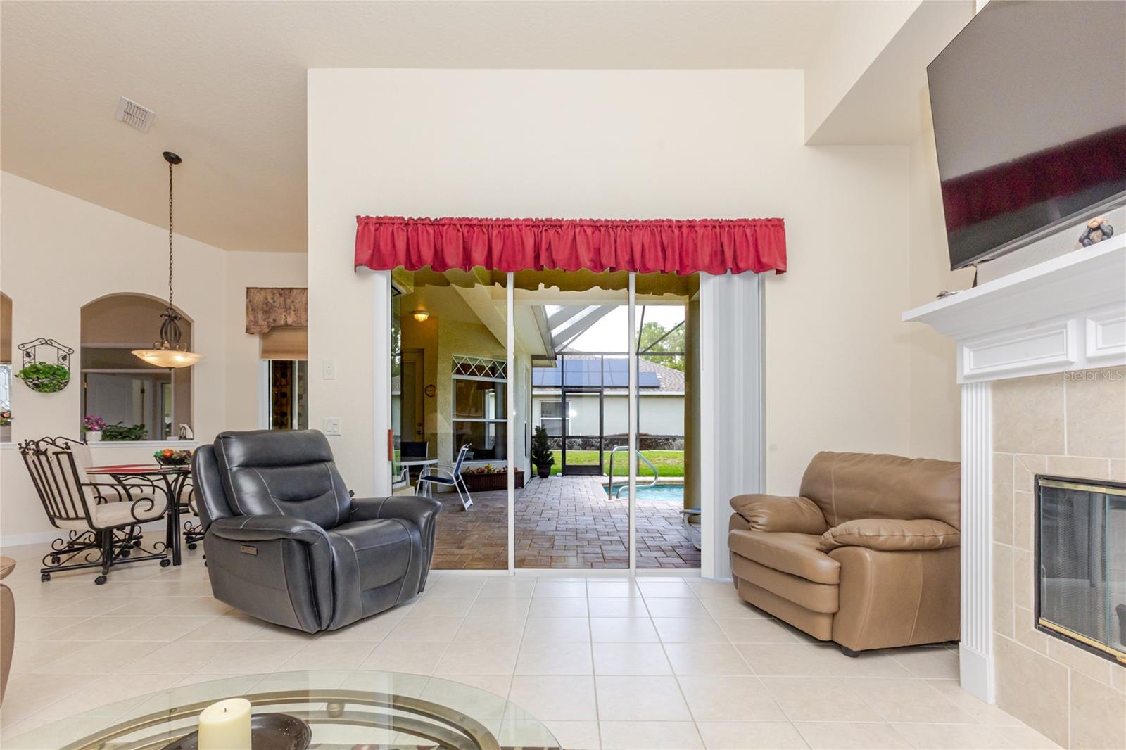 PRISTINE PLACE PH 5 - Residential