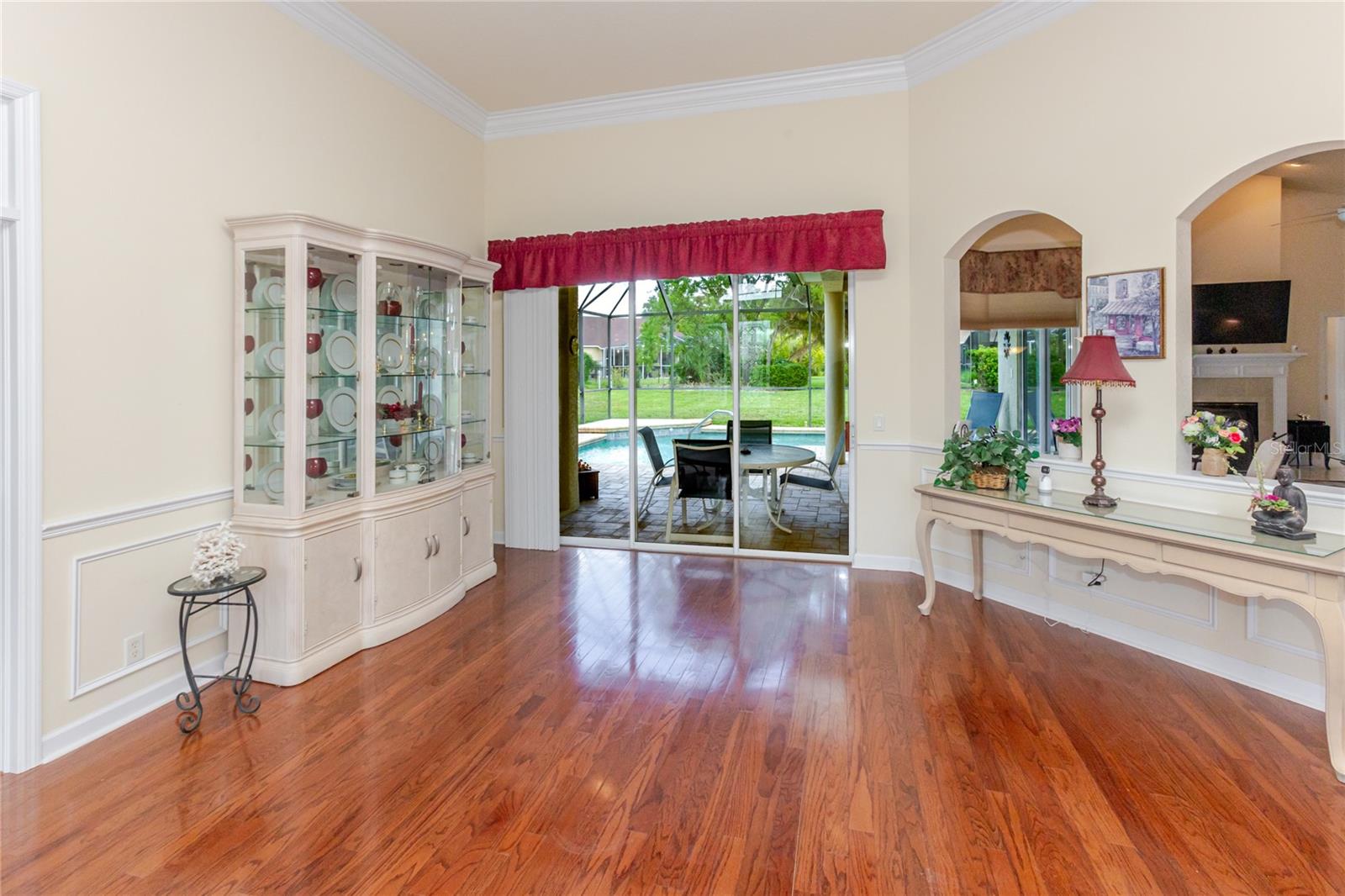 PRISTINE PLACE PH 5 - Residential
