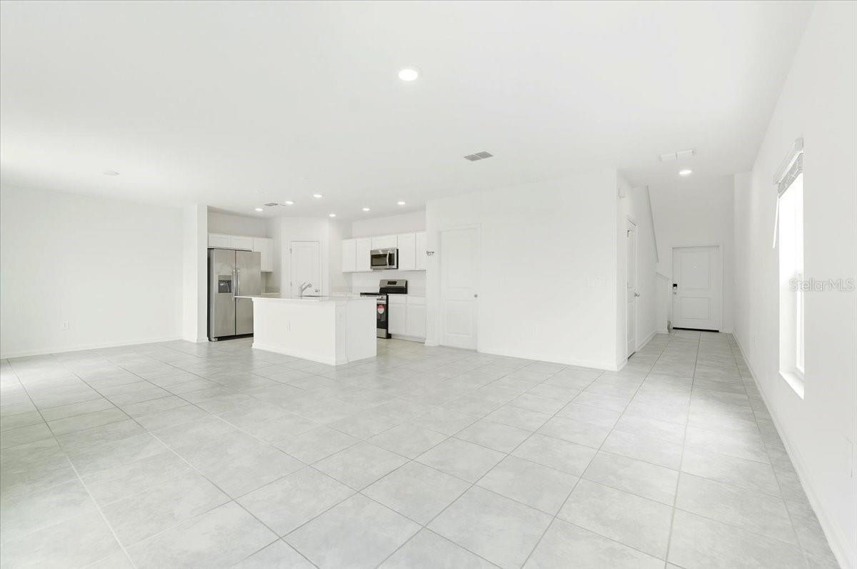 PEACE CREEK RESERVE - Residential Lease