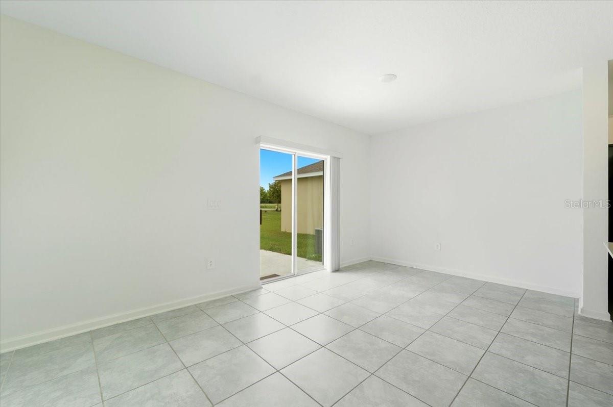 PEACE CREEK RESERVE - Residential Lease