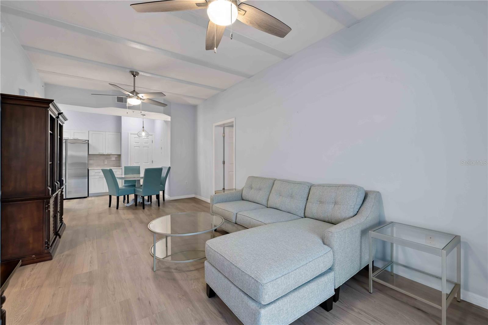 PLAZA DE FLORES - Residential