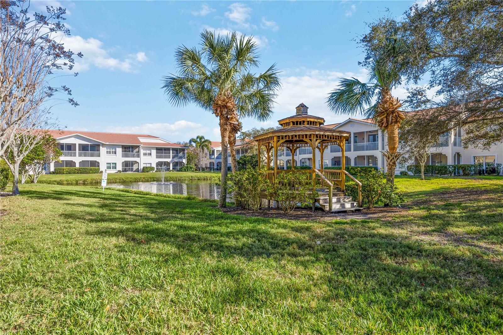 PLAZA DE FLORES - Residential