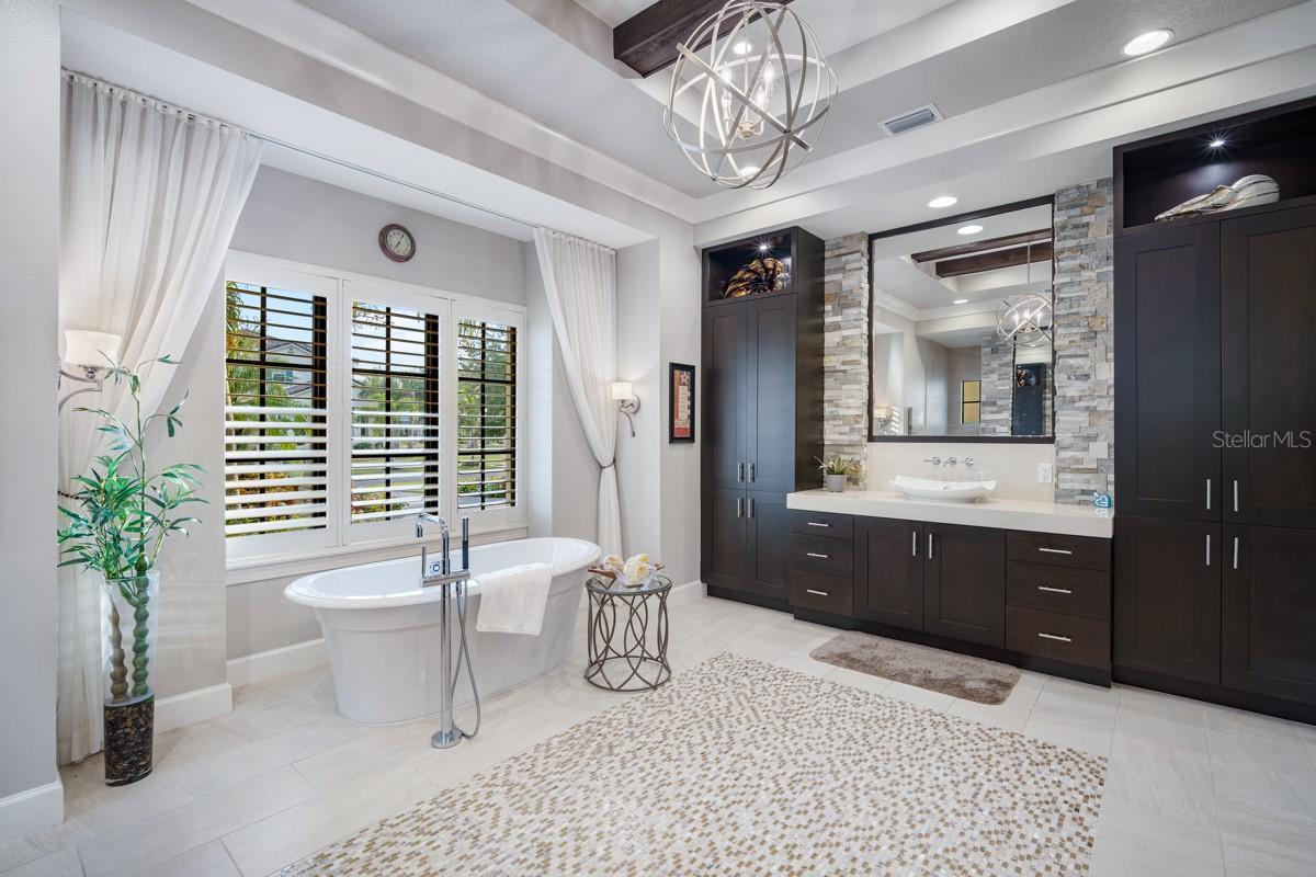 MIRABAY PH 3C-3 - Residential