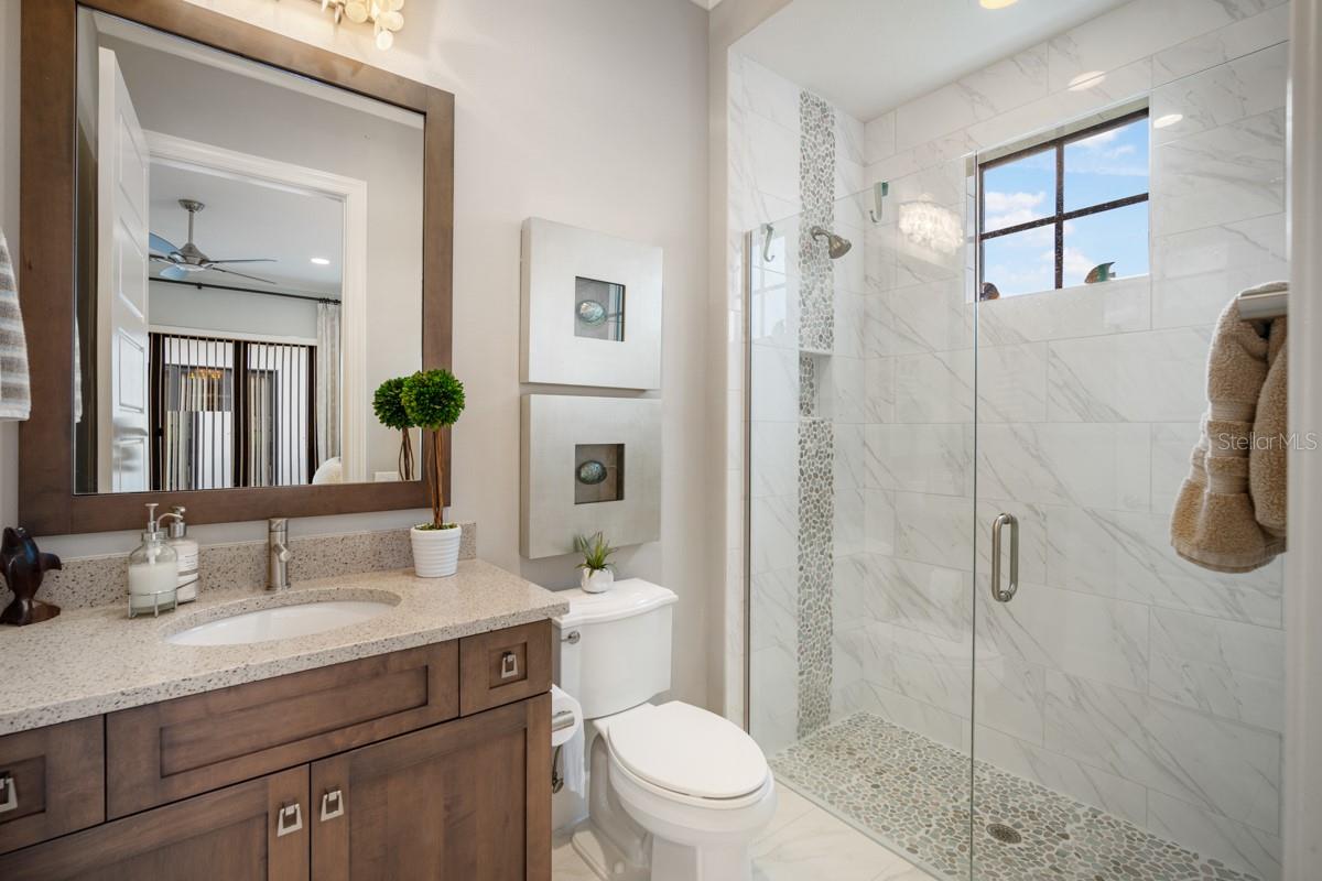 MIRABAY PH 3C-3 - Residential