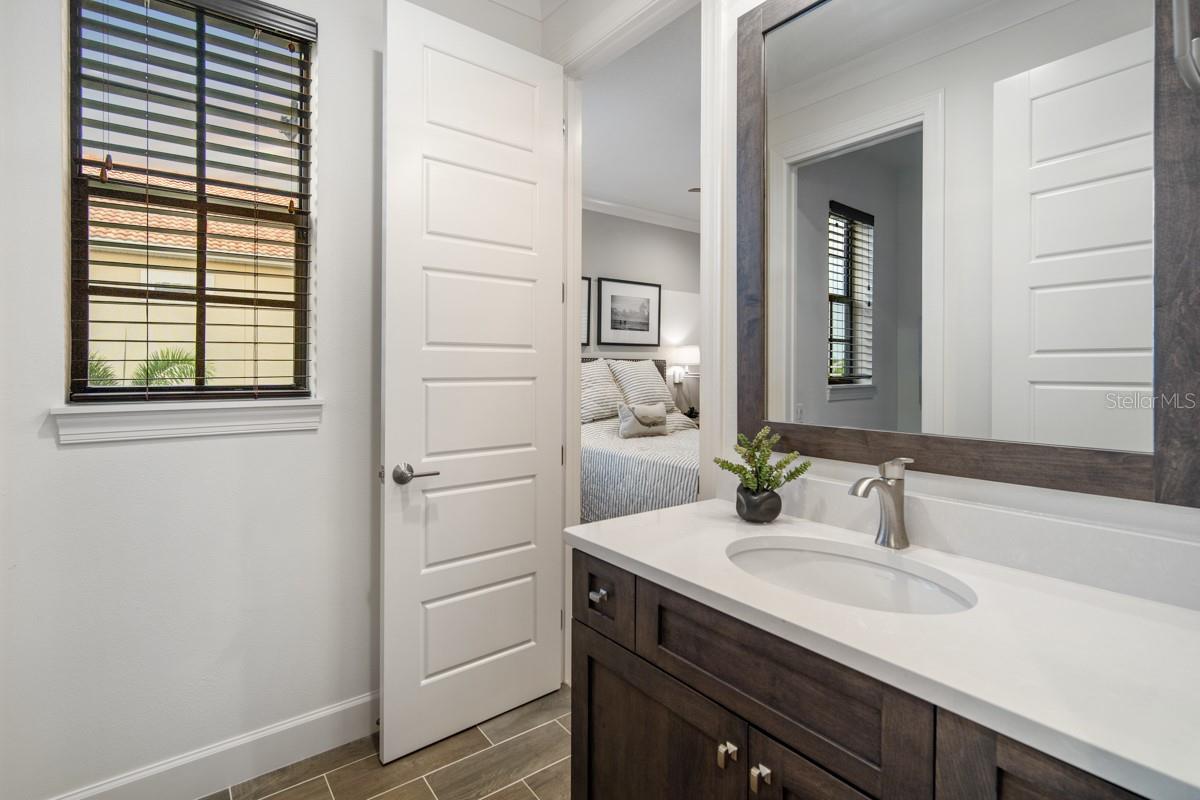 MIRABAY PH 3C-3 - Residential