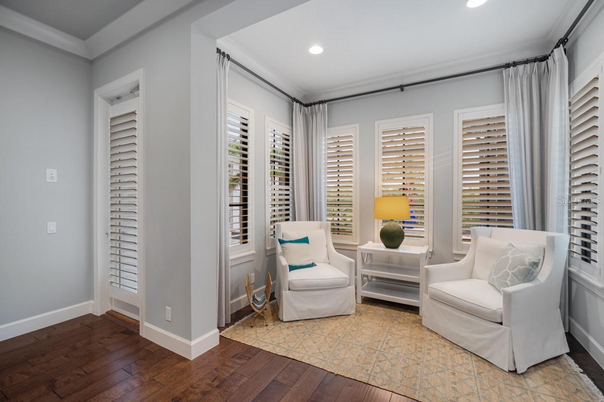 MIRABAY PH 3C-3 - Residential