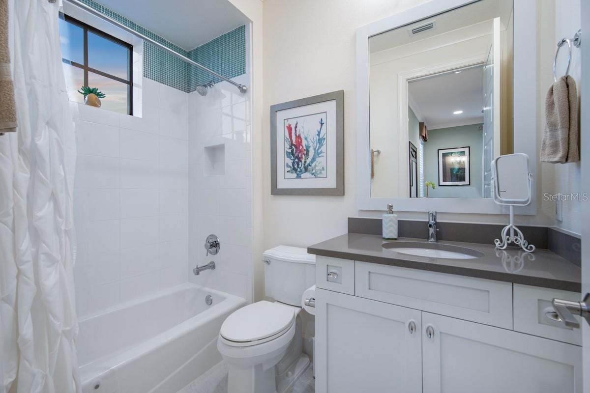 MIRABAY PH 3C-3 - Residential