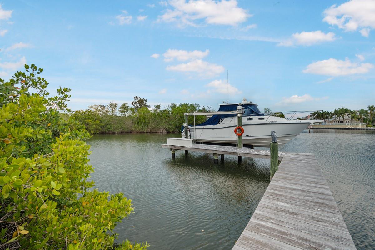 MIRABAY PH 3C-3 - Residential