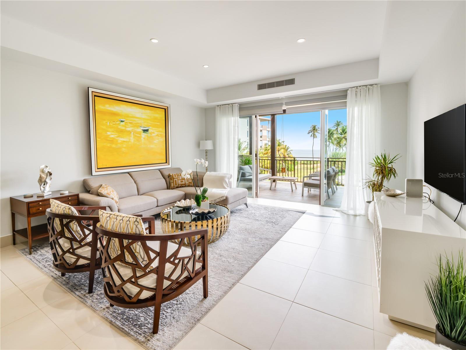 LAS VENTANAS CONDOMINIUM - Residential