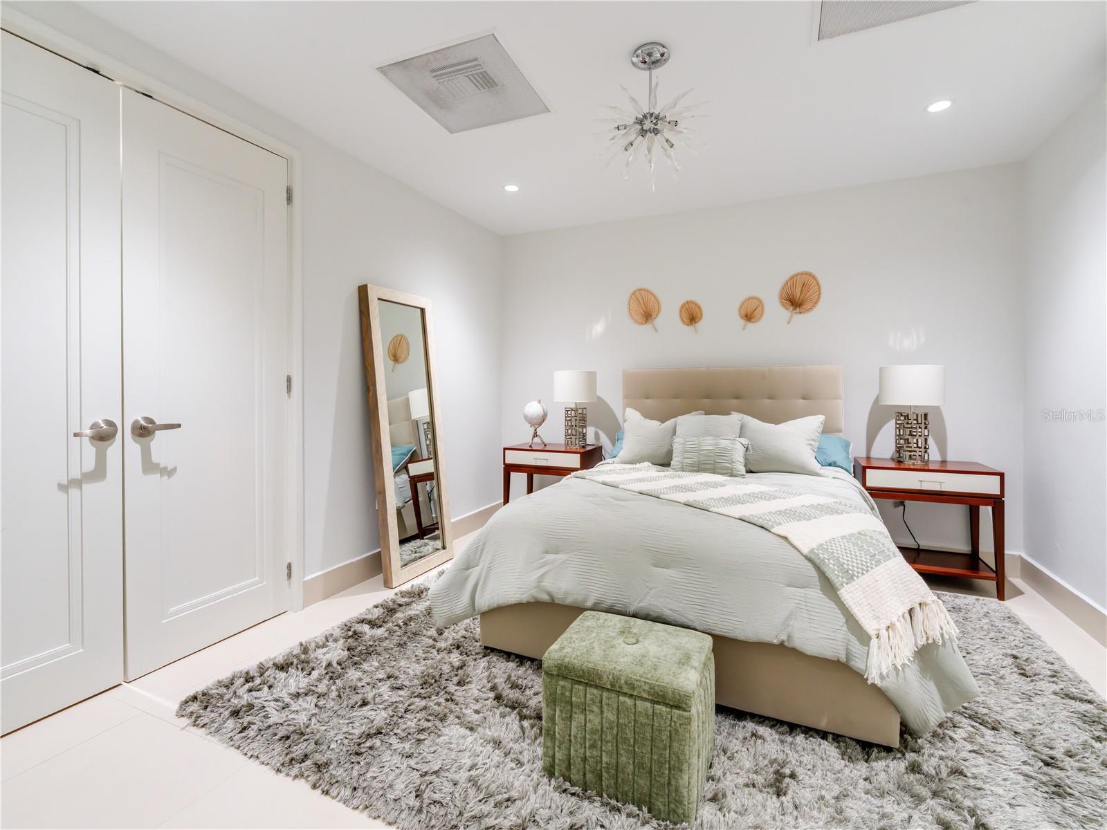 LAS VENTANAS CONDOMINIUM - Residential