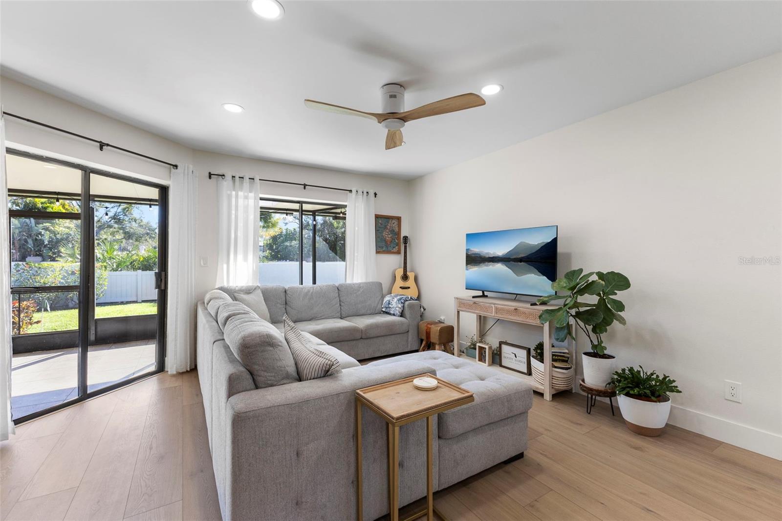 CHEVY CHASE CONDO - Residential