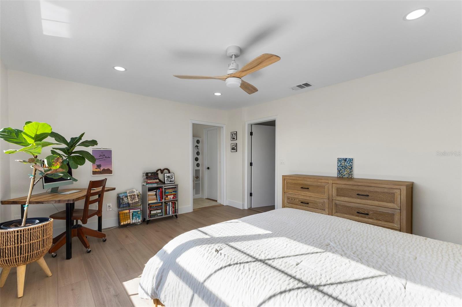 CHEVY CHASE CONDO - Residential