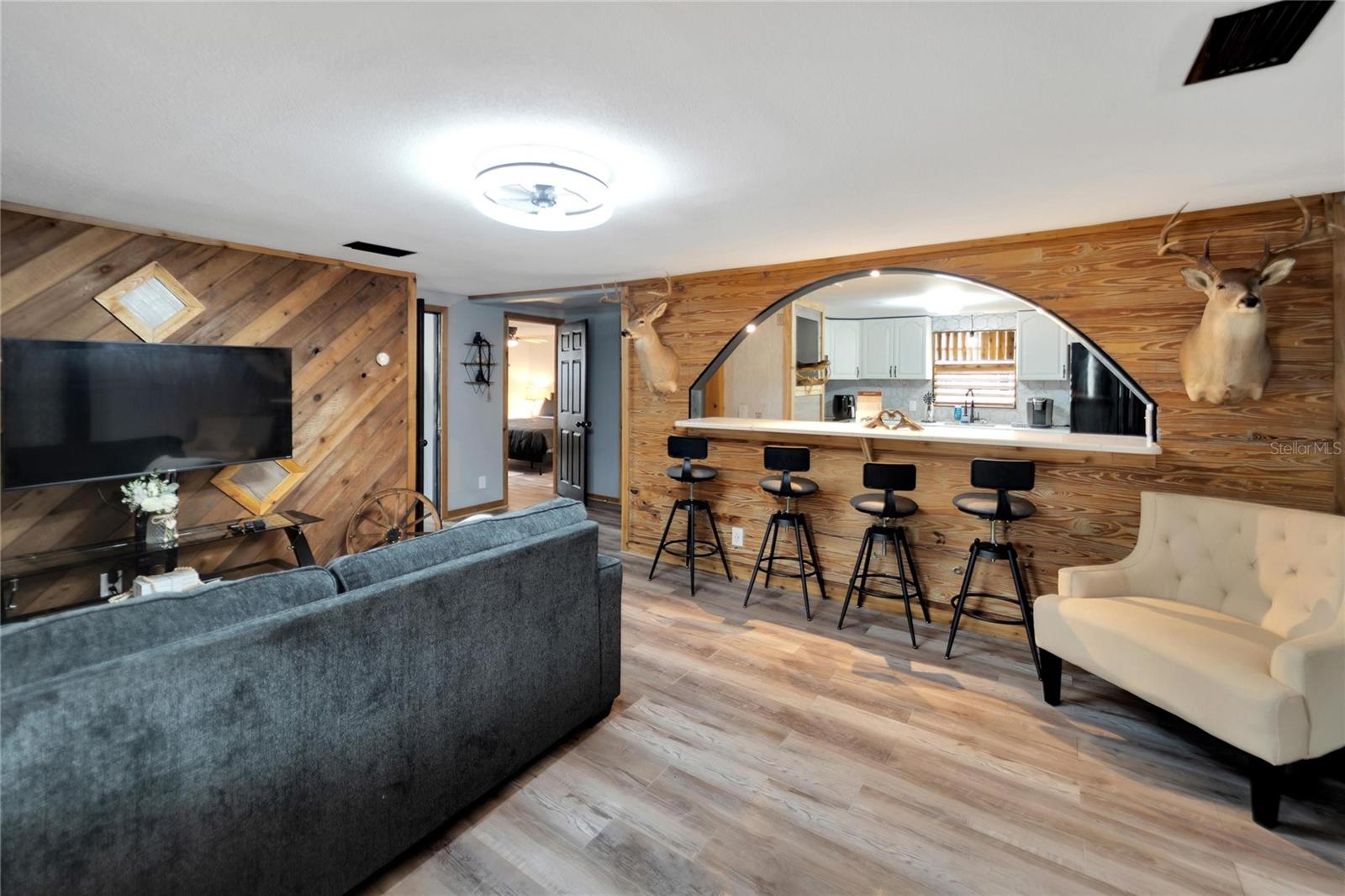 HELLEKES SUB - Residential