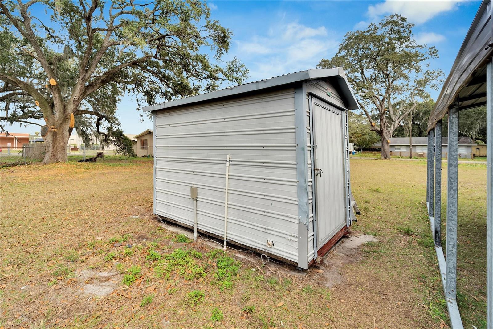 HELLEKES SUB - Residential