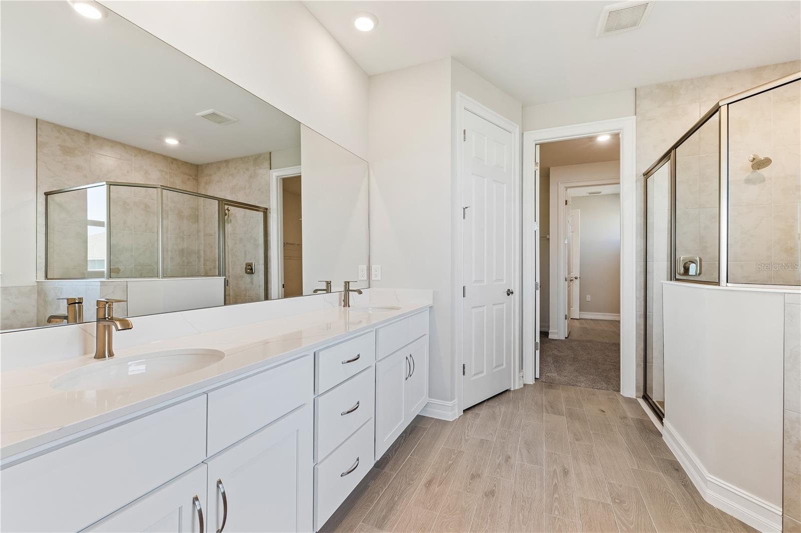 CORAL LAKES - CORAL CREEK - Residential