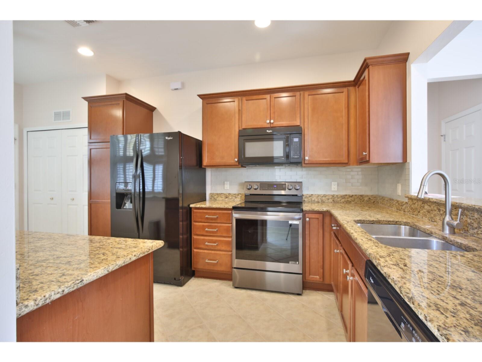 ISLANDWALK/WEST VLGS PH 1C-A - Residential Lease