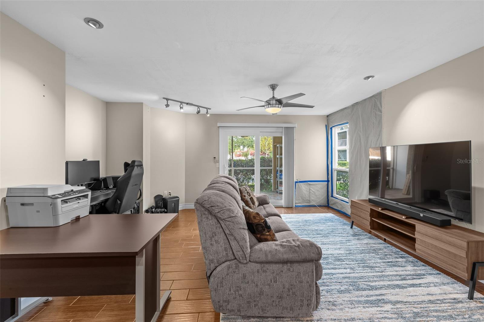 HIGHLANDS AT HUNTERS GREEN A CONDO - Residential