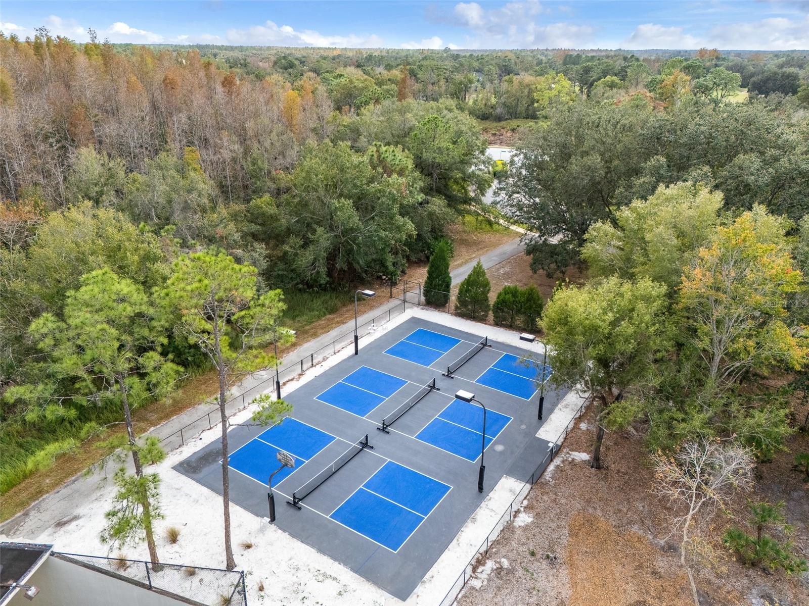 HIGHLANDS AT HUNTERS GREEN A CONDO - Residential