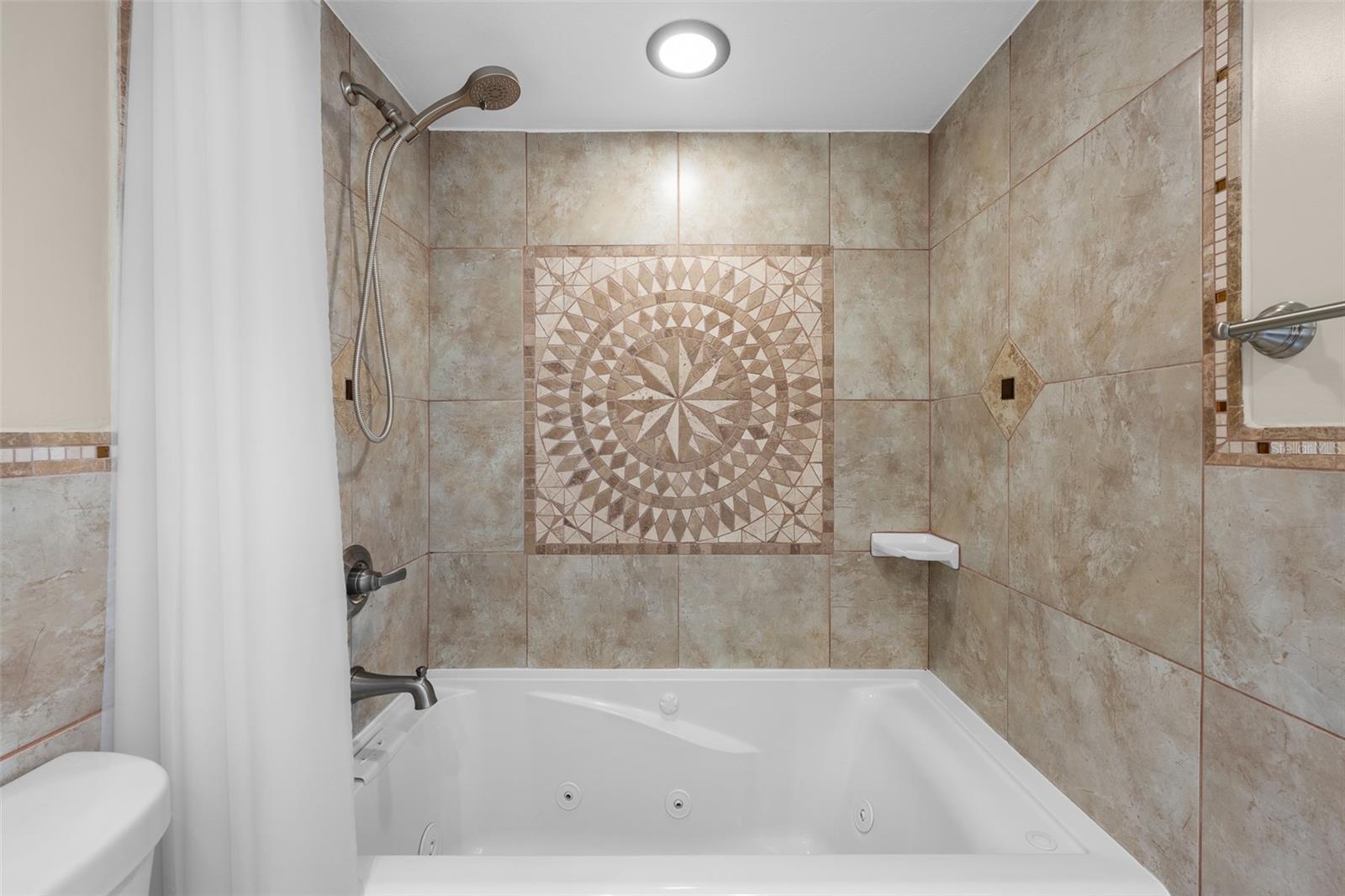 HIGHLANDS AT HUNTERS GREEN A CONDO - Residential