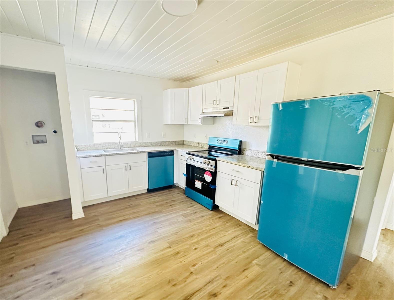 EDGEWOOD PARK SUB - Residential Income