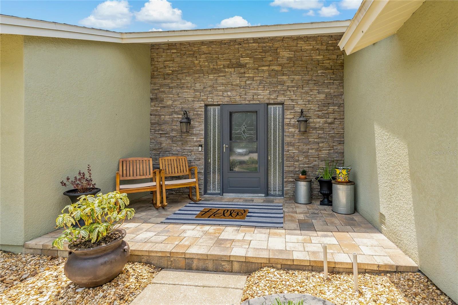 RUSTIC OAKS 1ST ADD - Residential Lease