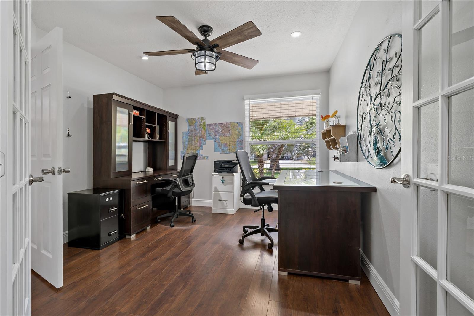 RUSTIC OAKS 1ST ADD - Residential Lease