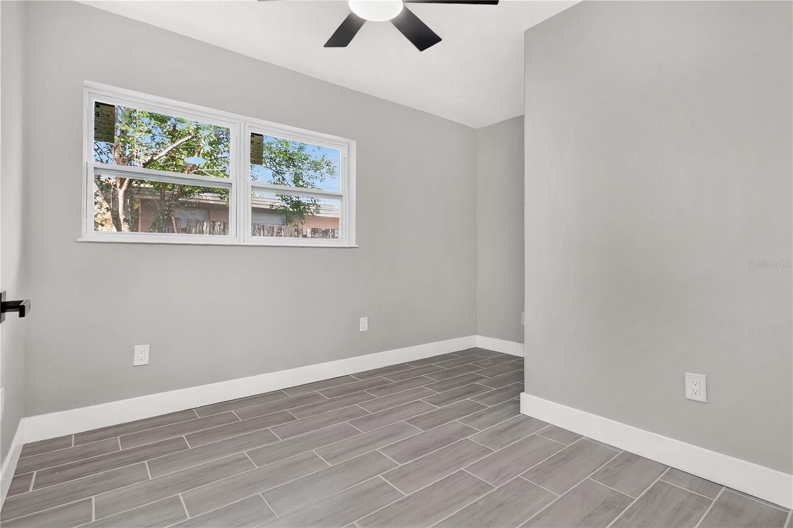 GLENCOE SUB - Residential Income