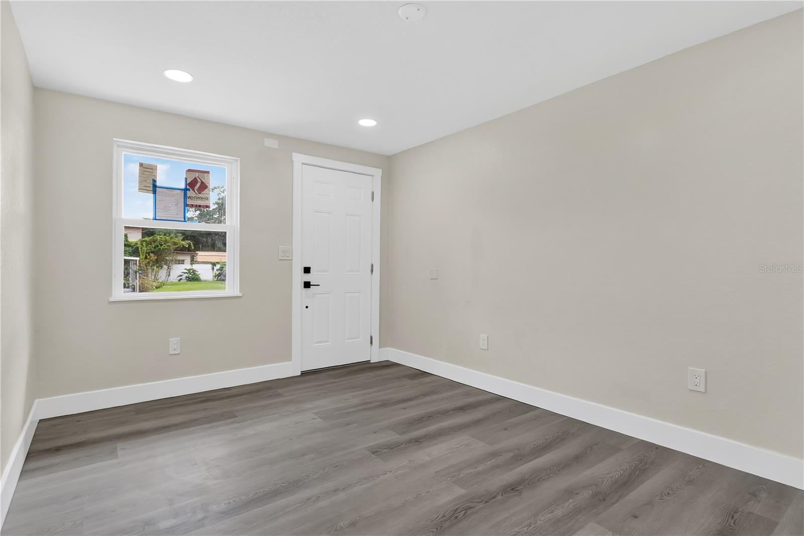 GLENCOE SUB - Residential Income