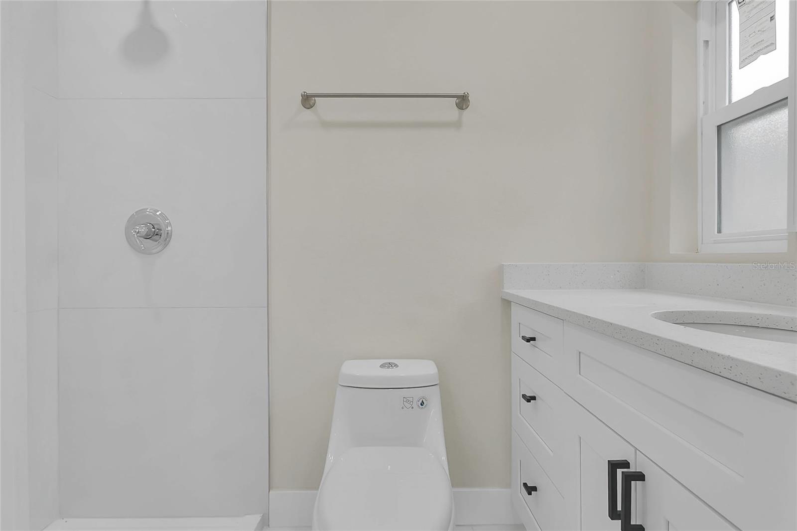 GLENCOE SUB - Residential Income