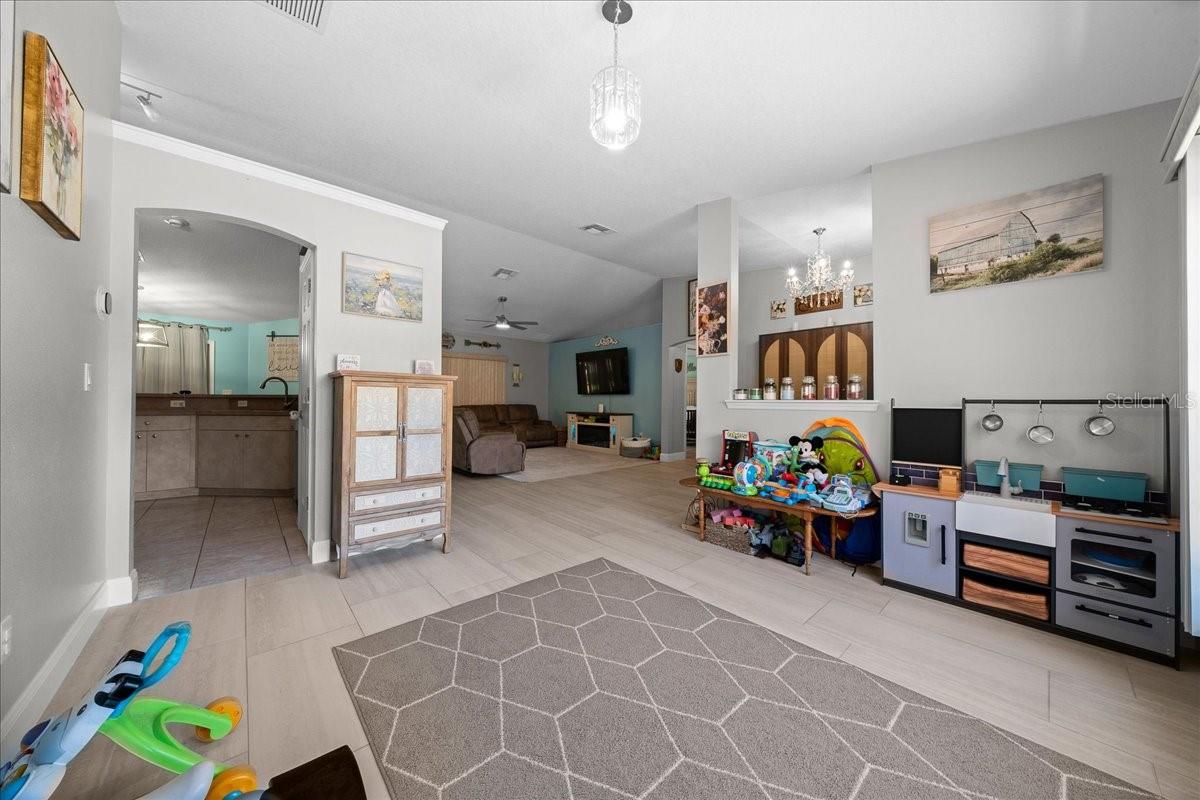 KINGSLAND COUNTRY ESTATE - Residential