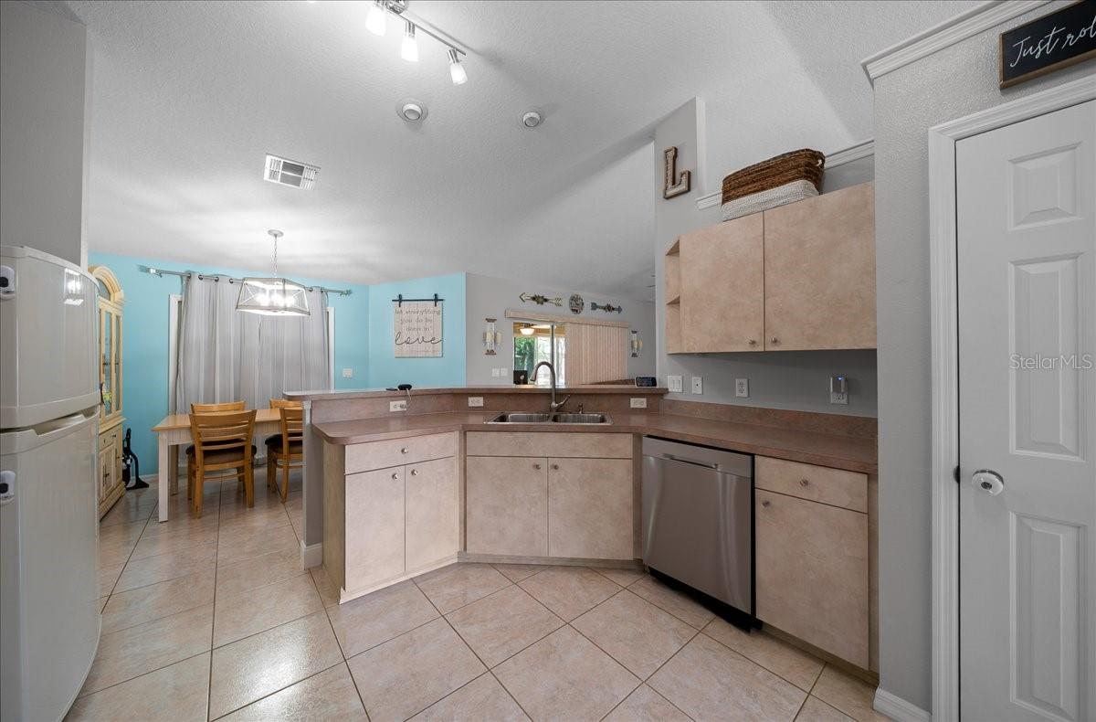 KINGSLAND COUNTRY ESTATE - Residential